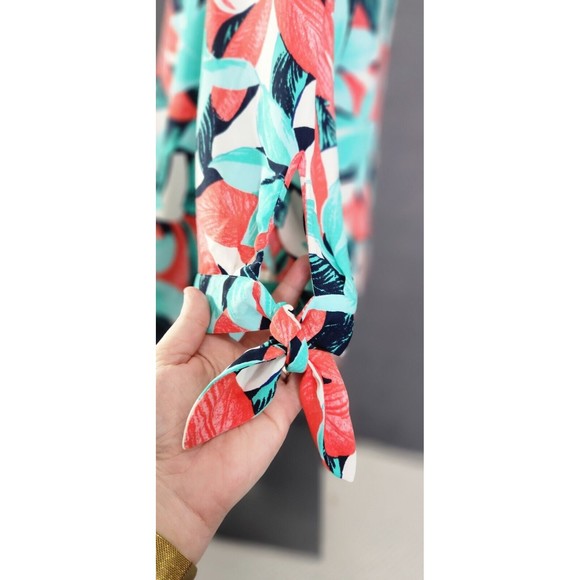 TALBOTS Sz L Red Green Black White Tropical Print 3/4 Sleeve Blouse Tunic Cruise - Picture 3 of 10